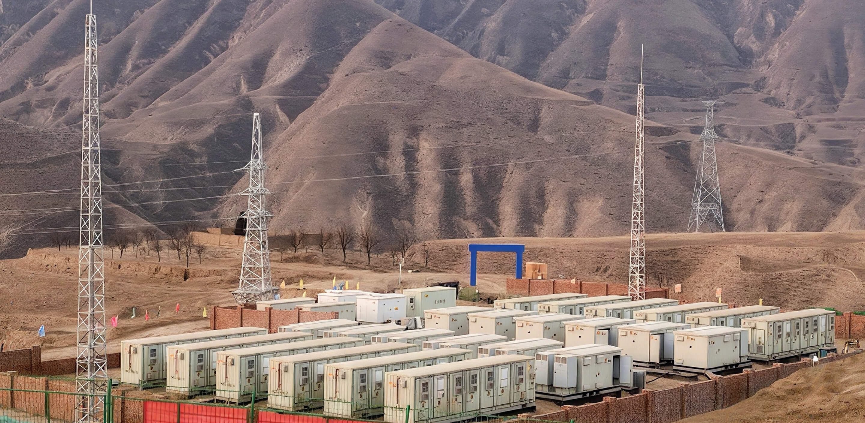 10-1 Yongdeng, Gansu, China (1).jpg